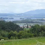 农家乐 Gaestehaus Annemarie 瑞姆斯汀